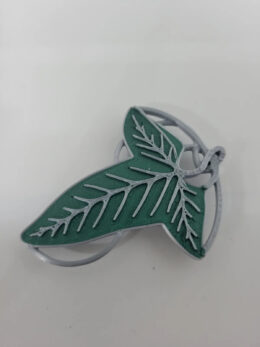 The Lord of the Rings Elven Leaf Cloak Pin
