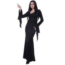 Macabre Mistress | Medium